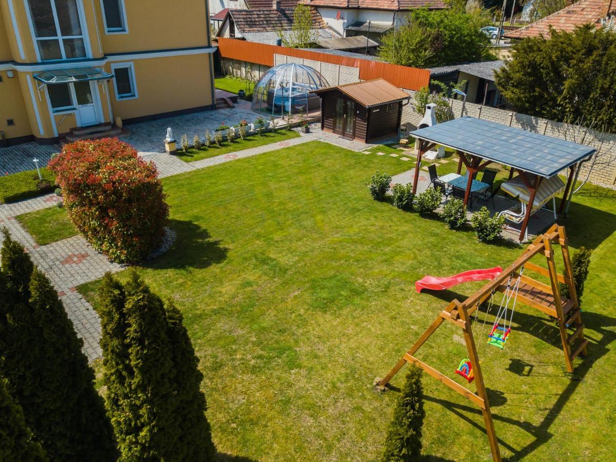 Korponyi Villa Siofok Exterior photo