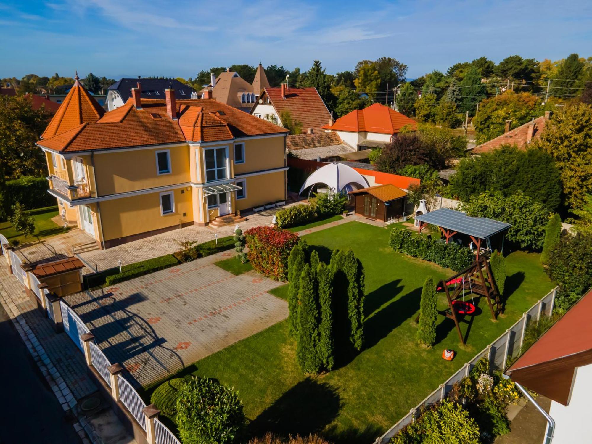 Korponyi Villa Siofok Exterior photo